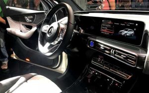 El EQC de Mercedes durante su presentación en un acto en Estocolmo, el 4 de septiembre de 2018.