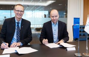 Figura 1. Trond Petter Abrahamsen, Director de Framo Services y Kjetel Digre, Director de Operaciones y Desarrollo de Campo en Aker BP.