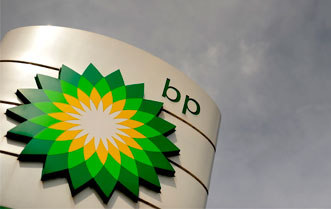 BP anuncia recorte de 10,000 empleos por precios del petróleo históricamente bajos