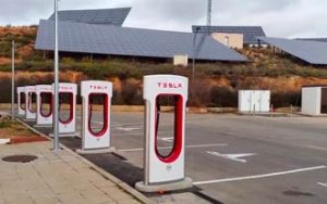Con más de dieciséis mil supercargadores contará Tesla para este año