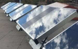 BlackRock y Bill Gates financian paneles híbridos para la producción de agua potable