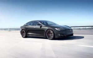 La nueva versión del Model S de Tesla con mayor alcance