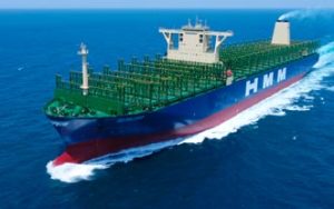 HMM integra a su flota otro megaportacontenedor de 24.000 TEU