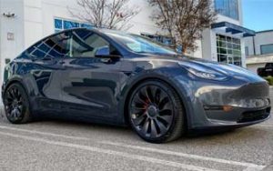 El Model Y de Tesla se podrá alquilar a partir de 499 dólares al mes