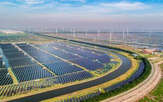 First Solar y Toshiba comienzan la construcción de dos megaproyectos solares en Japón