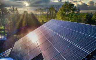 IEA: La energía solar desplaza el carbón como el combustible más barato para generar electricidad