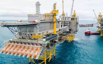 Las Big Oil se hacen más pequeñas con un plan de desinversión de US$ 100 mil millones