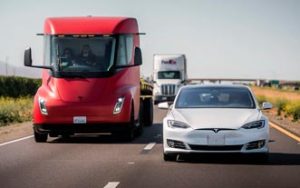 Walmart realiza pedido masivo de camiones Tesla Semi