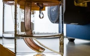 Crean la primera batería de flujo redox con materiales totalmente orgánicos