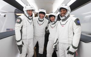 NASA SpaceX lanzamiento espacial mision crew 1 tripulacion 9650