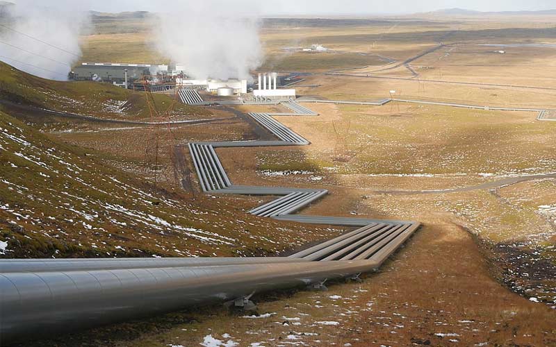 Central geotérmica Hellisheiði en Islandia