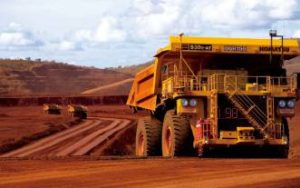 La enorme demanda de China desafía a los gigantes de la minería de hierro