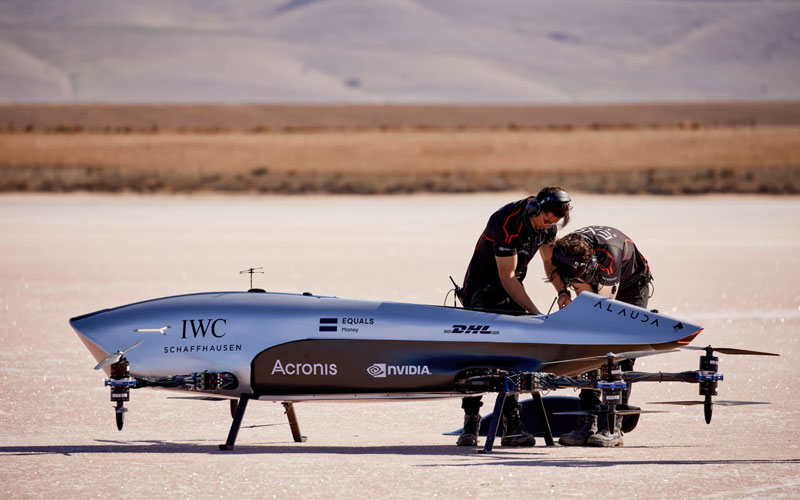 airspeeder un coche de carreras aereo sobrevuela el desierto de australia del sur grafica 11896