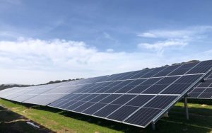 el primer proyecto fotovoltaico de espana que incorpora una bateria de almacenamiento de energia esta en marcha grafica 12826