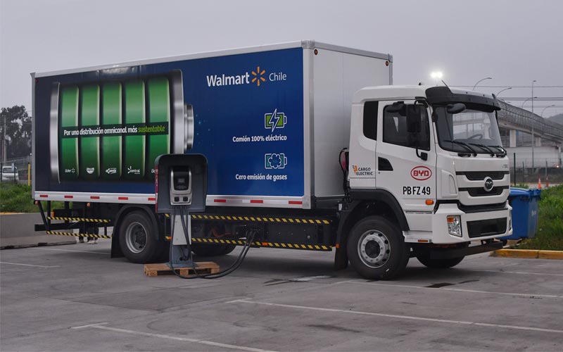 cargo electric y byd estrenan el primer camion electrico de alto tonelaje en walmart grafico 13000