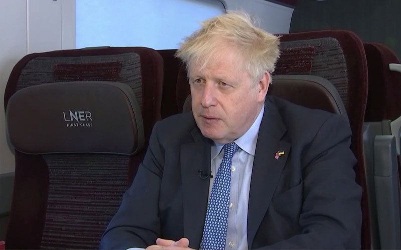 Boris Johnson dice que el Reino Unido debe mantener el bombeo de petróleo y gas del Mar del Norte