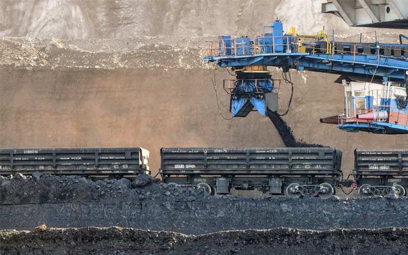 El carbón se carga en Siberian Coal Energy, cerca de la ciudad siberiana de Borodino, el mes pasado.