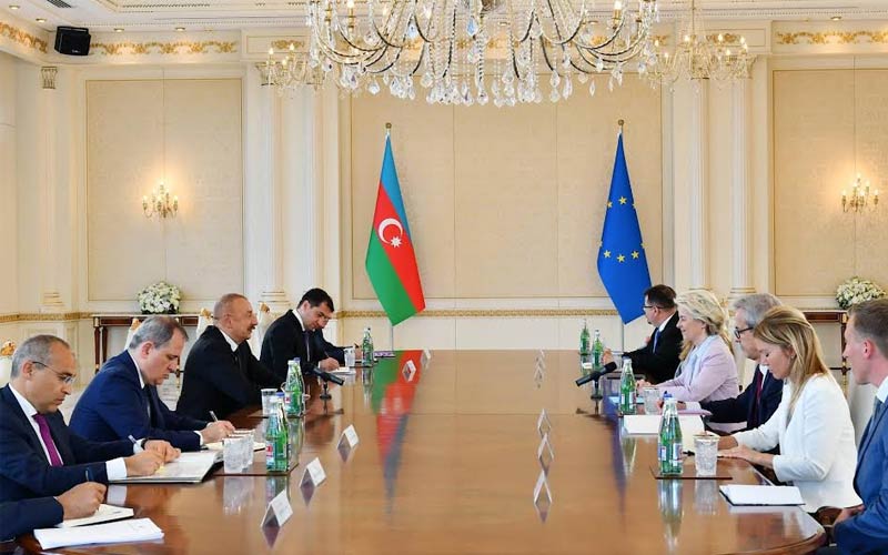La UE firma un acuerdo con Azerbaiyán para duplicar las importaciones de gas