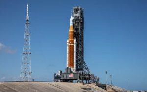 El épico lanzamiento de la misión lunar Artemis 1 de la NASA está a sólo una semana de distancia