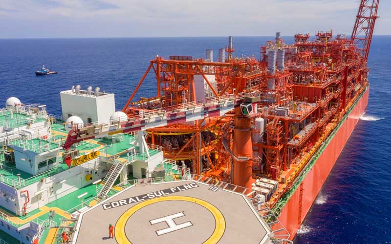 Mozambique exporta su primer gas natural licuado para aliviar la crisis en Europa