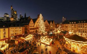 Las luces navideñas se apagan mientras las ciudades europeas buscan reducir los costes energéticos