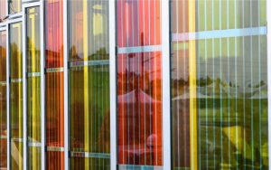 Las células solares transparentes "Grätzel" logran un nuevo récord de eficiencia