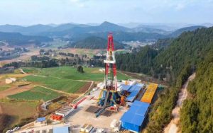 El pozo vertical más profundo de Asia alcanza ya los 9 kilómetros de profundidad