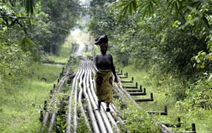 Nigeria necesita 12.000 millones de dólares para limpiar los derrames de petróleo