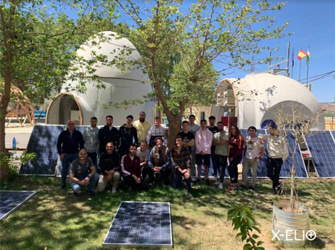 X-ELIO dona cerca de 1000 paneles solares a institutos españoles para impulsar la educación y la economía circular