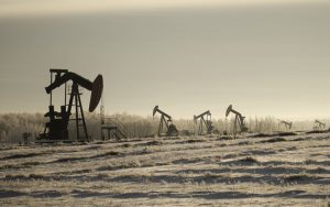 Los precios del petróleo amplían su racha de pérdidas y se encaminan a su tercera caída diaria