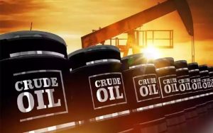 Kpler predice que persistirá el superávit de petróleo pese a los recortes de la OPEP